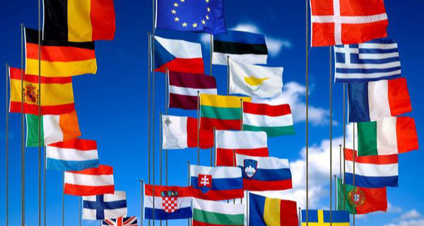 Flaggen der Mitgliedsstaaten. © European Union, 2014 / Source: EC - Audiovisual Service / Photo: Georges Boulougouris 